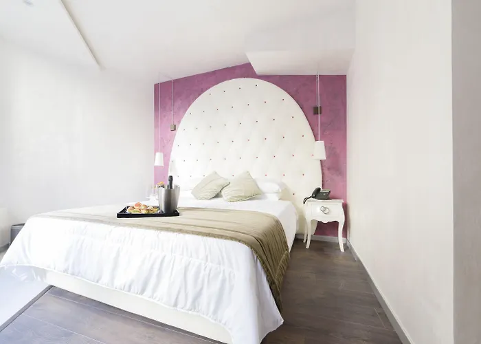 Hotel Vespasiano 4*